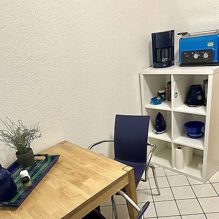 Sei Hier Gast - 1 Im Gesindehaus Warmsdorf, Zentral Zwischen Aschersleben, Bernburg Und Stassfurt *